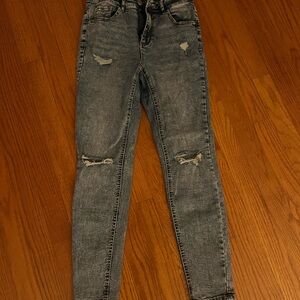 Stylish Distressed jeans